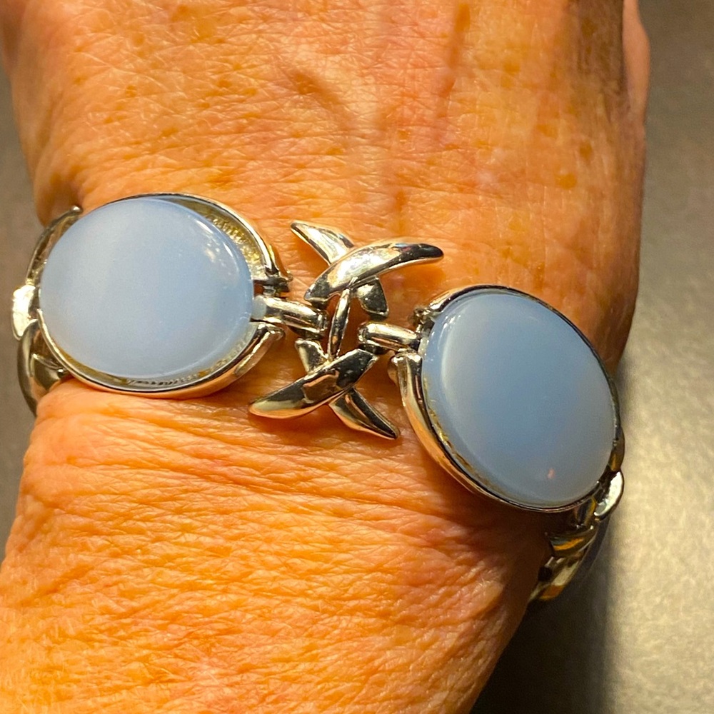 Mid Century CORO bracelet,Silver links,oval blue moonglow stones